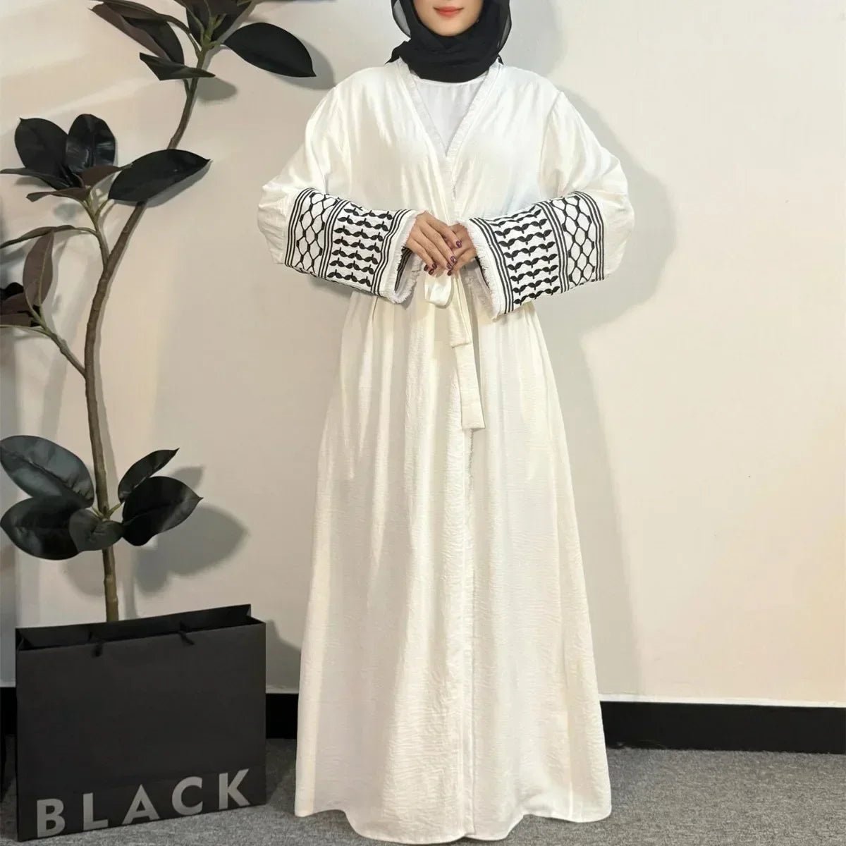 Open Front Abaya Muslim Long Sleeve Cardigan Abayas Maxi Dress Women's Clothing Tassel Embroidery Out Kaftans Women JilbabsblackOne Size