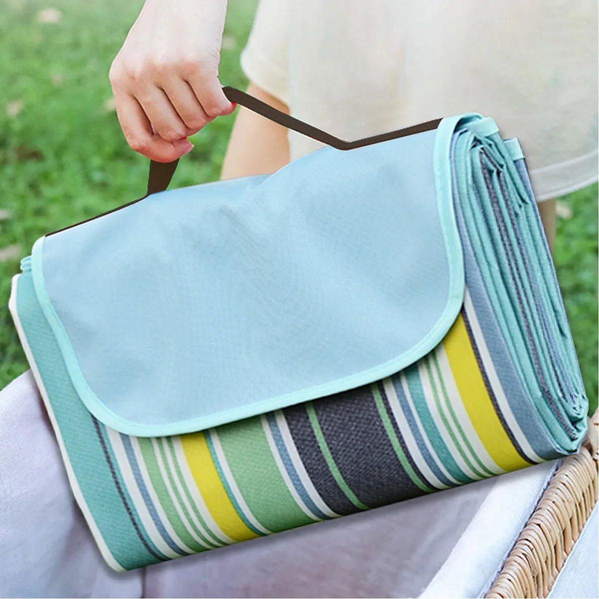 Outdoor Portable Picnic Blanket 3 Size Waterproof Beach Cushion Mat Baby Sleeping Moistureproof Plaid Multiplayer Camping MatBrown200x150cm